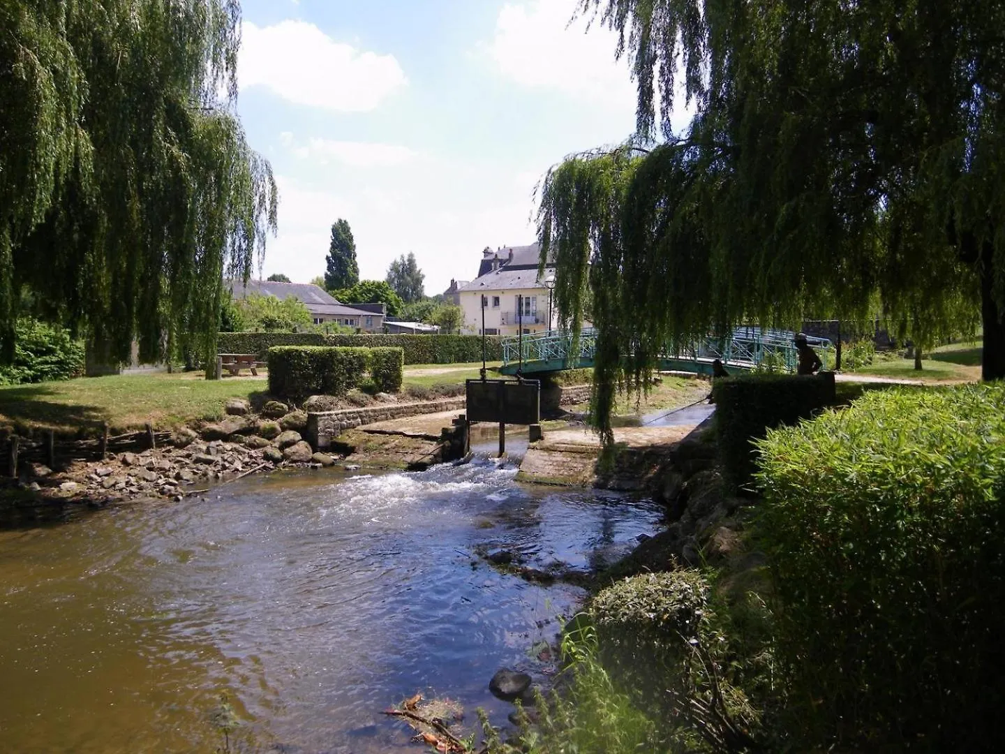 Zen Villa Parigné 0*,  Franciaország